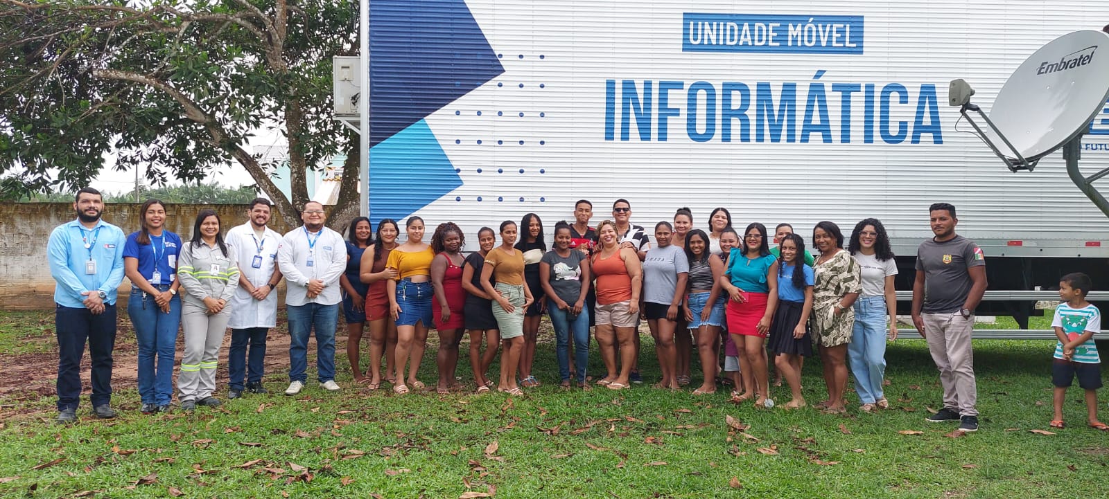 Moradores de Ipixuna participam de curso gratuito de informática promovido pelo SENAI com apoio da Artemyn