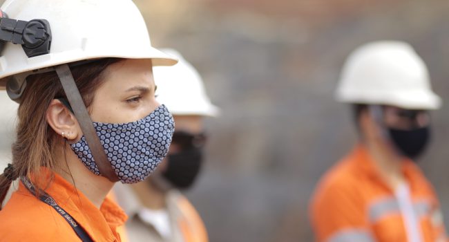Mina Tucano adere ao Women in Mining, projeto que amplia e valoriza a presença feminina no setor mineral