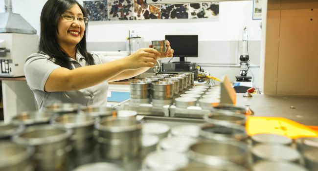 Votorantim Cimentos utiliza inteligência artificial para prever resistência e eficiência técnica do cimento