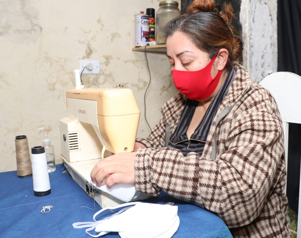 Máscara + Renda atende 10 novas costureiras da Zona Sul de Poços de Caldas