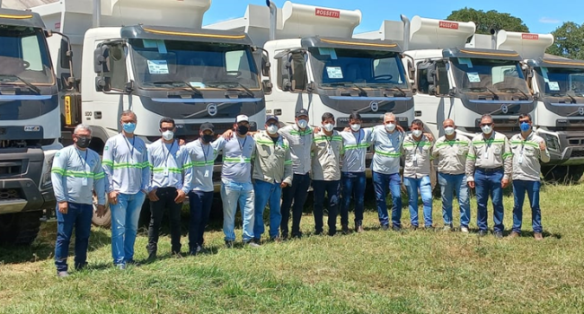 Mineração Serra Verde recebe frota de caminhões para operações de terras raras em Minaçu