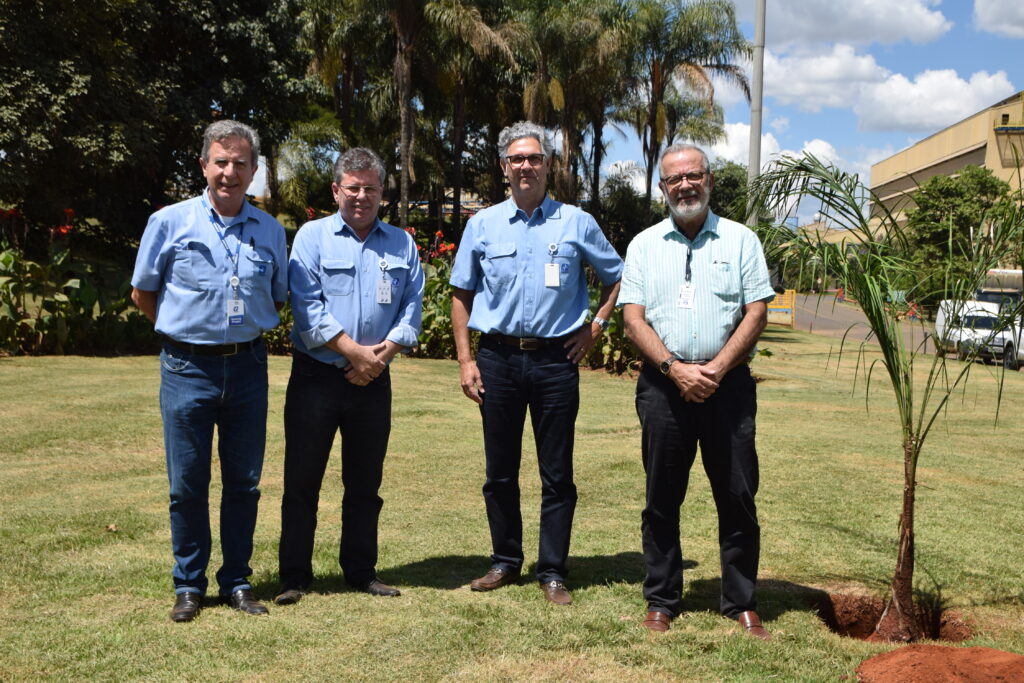 Novo diretor-presidente do IBRAM visita planta da CBMM em Araxá