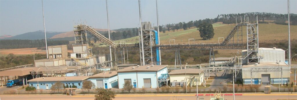 Fábrica de Pó de Alumínio da Alcoa em Poços de Caldas completa 40 anos