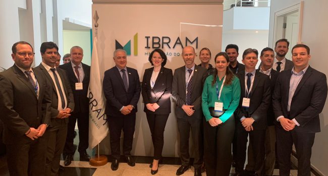 IBRAM recebe delegação da Finlândia em Brasília