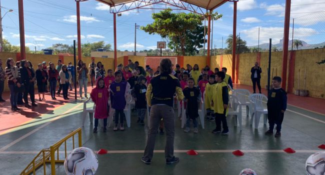 Núcleos “Mineração Usiminas – Futebol de Rua pela Educação” são inaugurados na região da Serra Azul