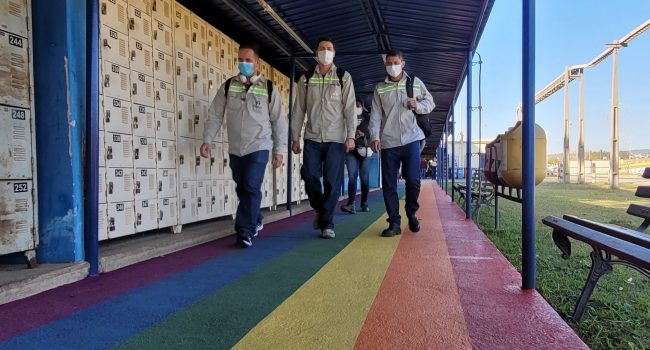 Alcoa é uma das melhores empresas para pessoas LGBTI+ trabalhar