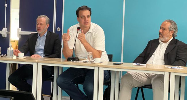 IBRAM recebe o deputado federal Lucas Gonzales 