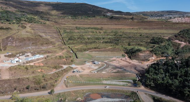 Última das cinco barragens a montante previstas para serem eliminadas neste ano entra em obras
