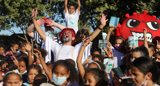 Mineração Serra Verde expande ações de segurança para alunos de escola municipal em Minaçu