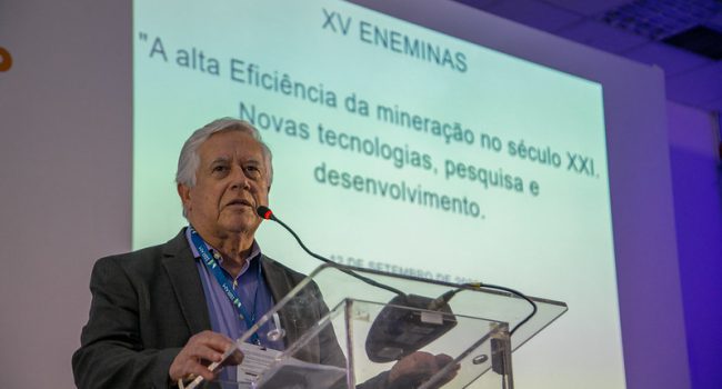 ENEMINAS aborda tecnologia e desenvolvimento das mineradoras na abertura da EXPOSIBRAM 2022