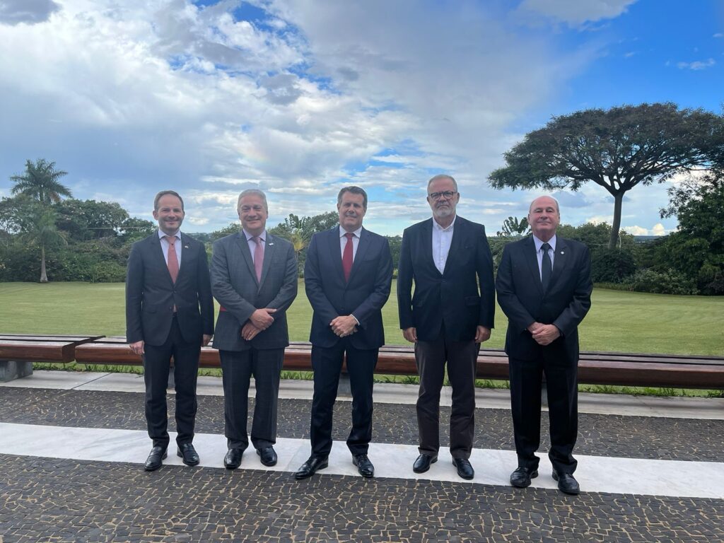 Presidente do IBRAM se reúne com embaixador da Suíça para debater cooperação em prol da mineração sustentável