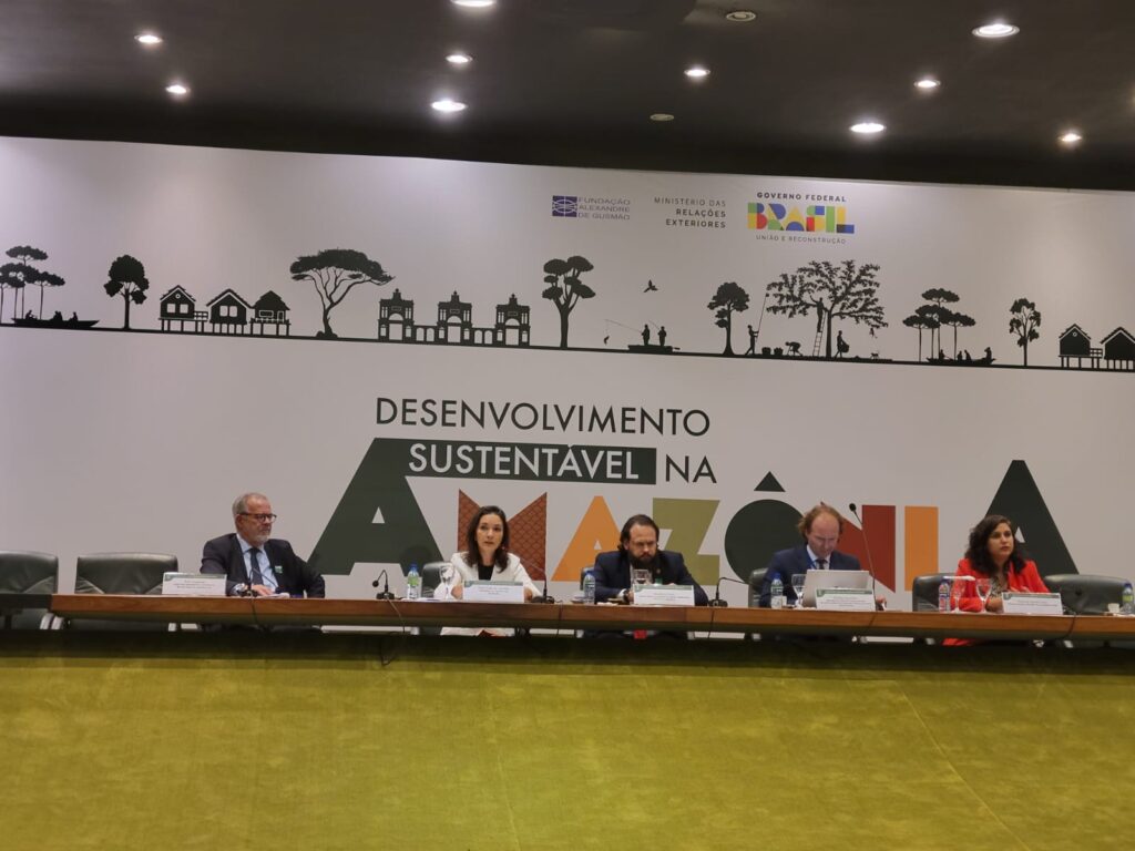 IBRAM apresenta ações do setor mineral em prol da Amazônia e contra o garimpo ilegal na região em seminário realizado no MRE