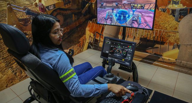 Tecnologia de operação remota de tratores promove eficiência na mineração