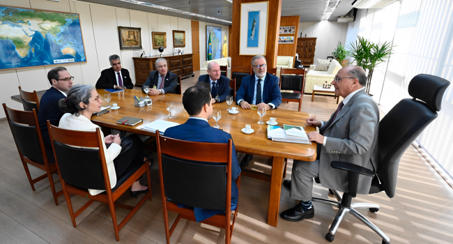 IBRAM leva proposta de política industrial para a mineração ao vice-presidente Geraldo Alckmin e ele sinaliza com participação do Instituto no Conselho Nacional de Política Industrial e Comercial (CNDI)