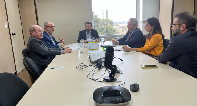 IBRAM apresenta panorama e tendências do setor mineral ao secretário-executivo do Ministério da Fazenda