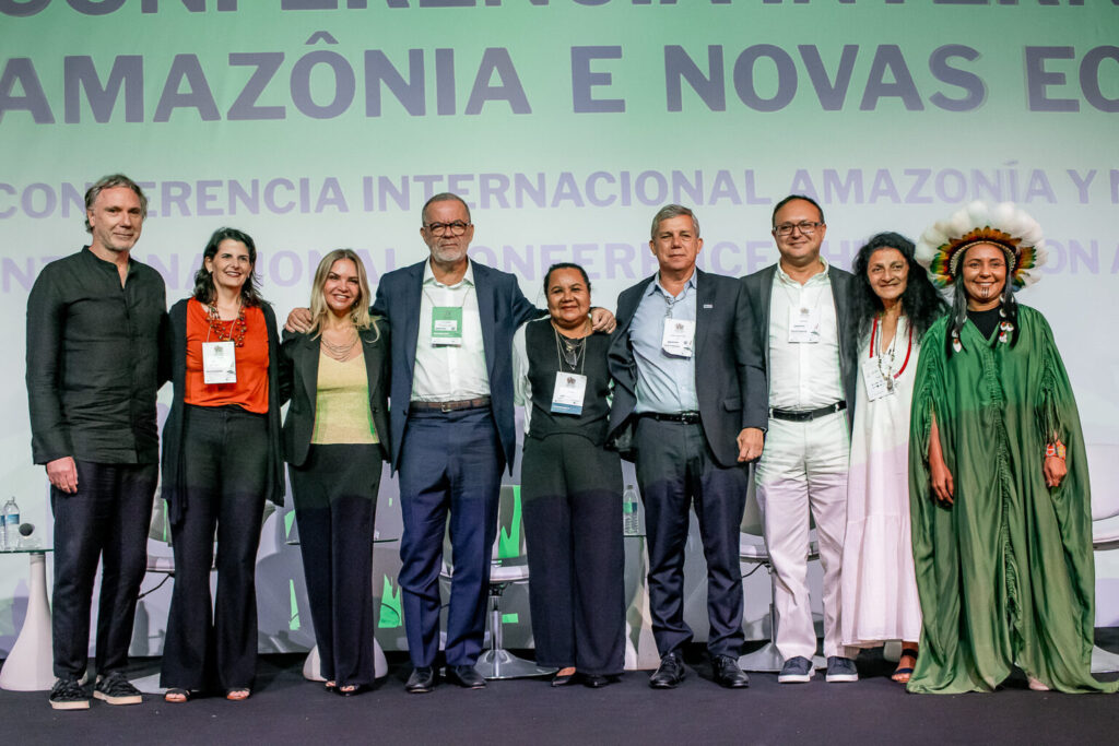 Conferência Internacional Amazônia e Novas Economias: painel debate desafios e oportunidades da Amazônia