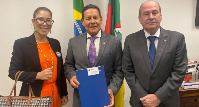 IBRAM busca apoio do senador Hamilton Mourão para projetos de lei que podem prejudicar desenvolvimento sustentável do setor mineral