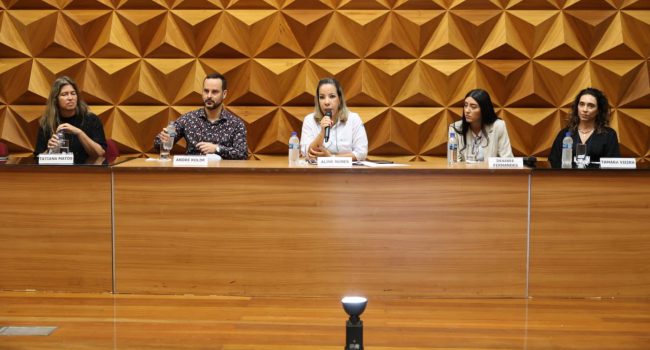 Investir na formação de profissionais no início da carreira é estratégia para aperfeiçoar a cultura das empresas