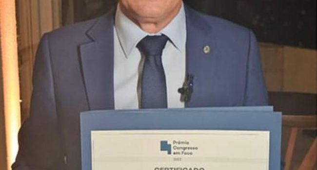 Deputados da Frente Parlamentar da Mineração Sustentável recebem Prêmio Congresso em Foco 