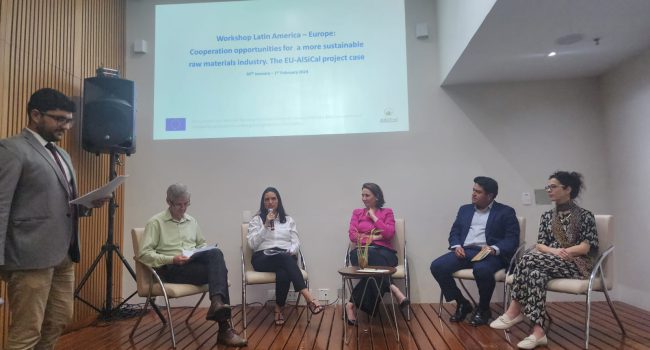 Especialistas debatem cooperação internacional em mineração