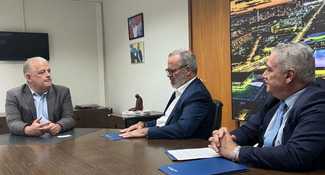 Presidente do IBRAM, Raul Jungmann, e ministro Márcio França concordam em parceria para apoio às pequenas e às médias mineradoras