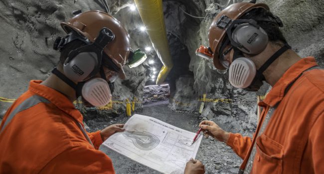 AngloGold Ashanti utiliza inteligência artificial para criar, colaborativamente, selo comemorativo de 190 anos da empresa