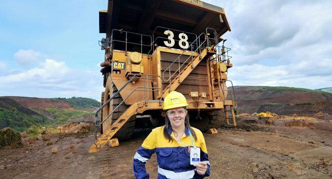 Samarco implanta crachá inteligente para reforçar segurança de empregados (as)