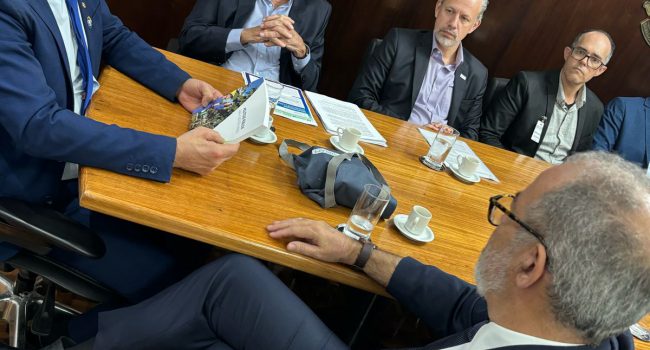 Deputado Paparico Bacchi recebe representantes IBRAM e da FIERGS