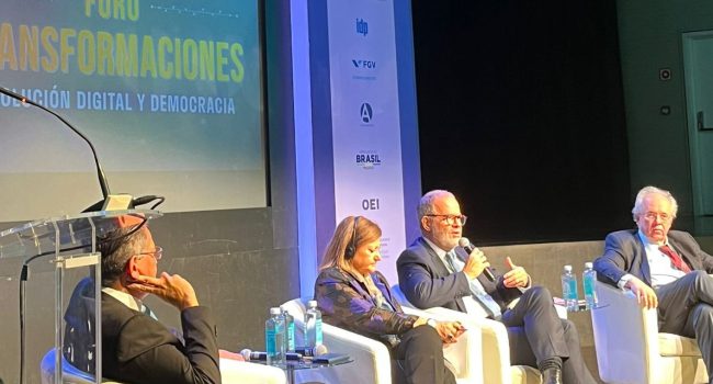 Raul Jungmann participa de fórum em Madrid