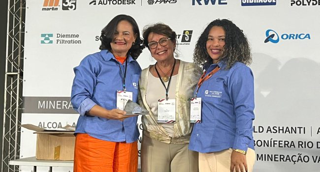 Jacobina Mineração recebe prêmio por investir em usina de compostagem para a Cooperativa Recicla Jacobina