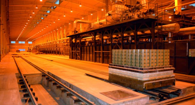 RHI Magnesita amplia portfólio de refratários para indústrias de alumínios e vidros