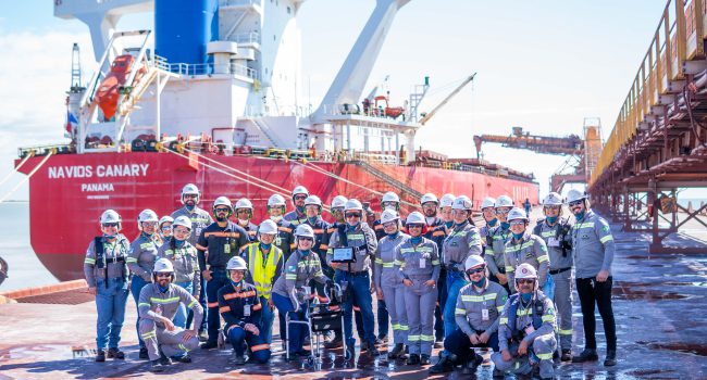 Anglo American e Ferroport atingem marca histórica de 200 milhões de toneladas exportadas no Porto do Açu
