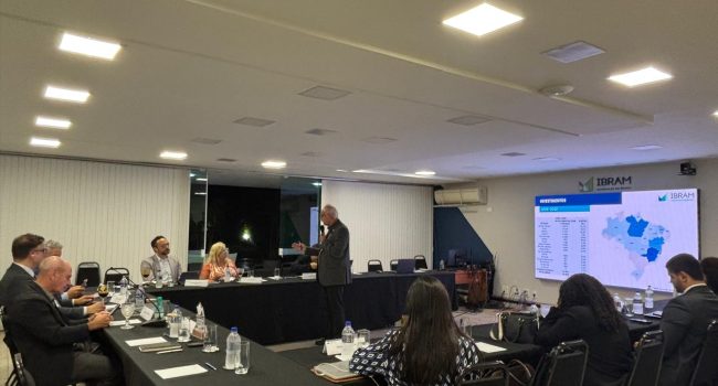 IBRAM capacita profissionais da imprensa para cobertura de minerais críticos e estratégicos