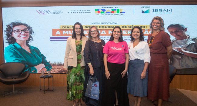 Setor mineral debate equidade de gênero em evento no MME com participação do IBRAM