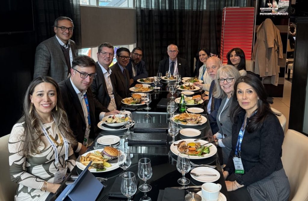 IBRAM e países parceiros discutem boas práticas de sustentabilidade na mineração na programação paralela do PDAC 2026