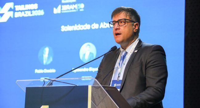 Segurança de barragens e inovação pautam abertura do Tailings Brazil 2026