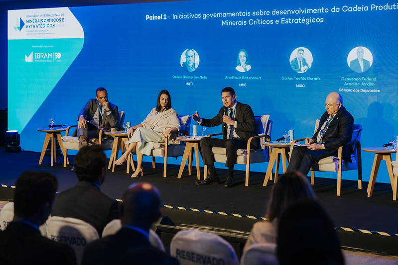 Representantes do governo federal defendem ecossistema de investimentos e incentivos específicos para minerais críticos e estratégicos