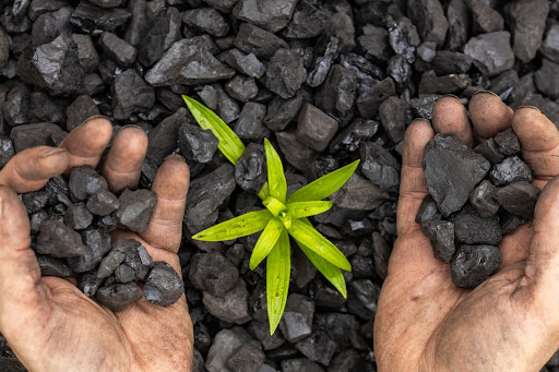 Especialização em Processamento Mineral Sustentável prepara profissionais para os desafios da mineração do futuro