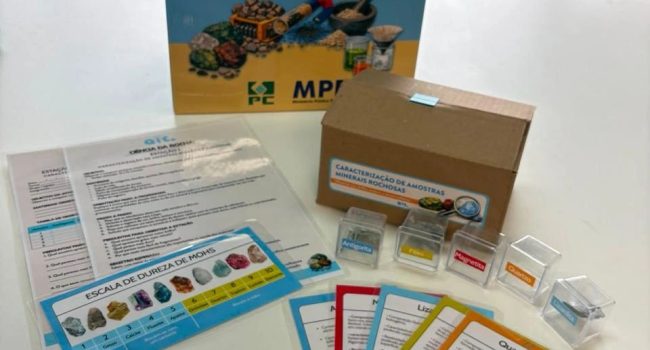 Escolas visitantes do Mineramundo na EXPOSIBRAM 2026 receberão kit educativo sobre minerais
