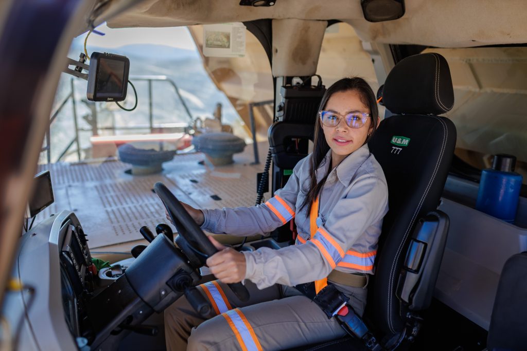 CMOC abre inscrições para nova turma do Elas no Volante e amplia oportunidades para mulheres na mineração