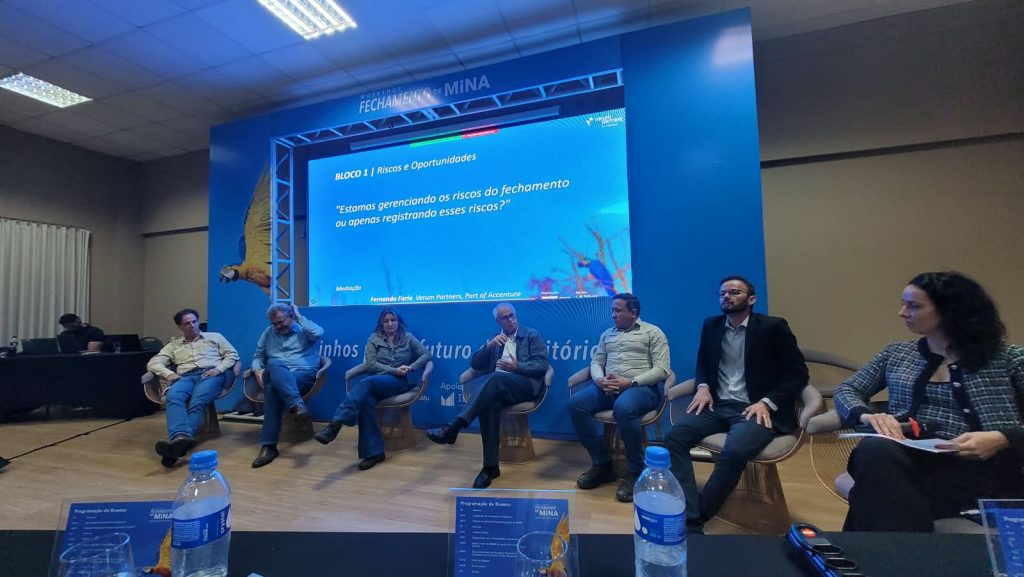 IBRAM apresenta visão sobre fechamento de mina em workshop promovido pela Kinross, em Paracatu (MG)